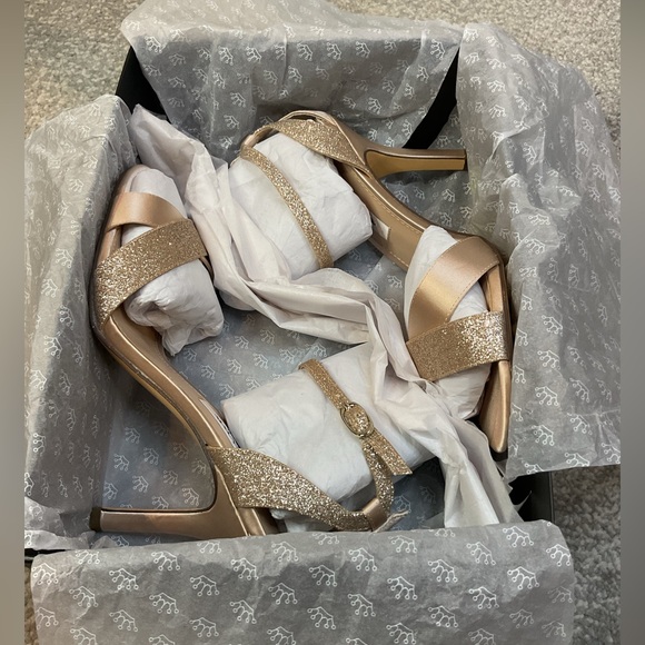 Nina Venus-YS Pearl Rose Crystal Dress Sandals – Size 8.5 (NIB) - Picture 10 of 12